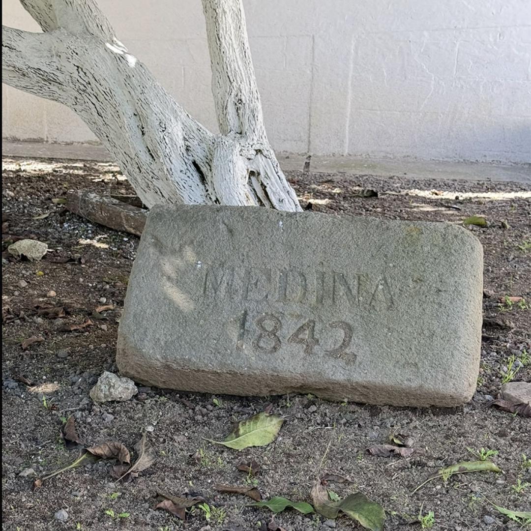 Finca Medina stone